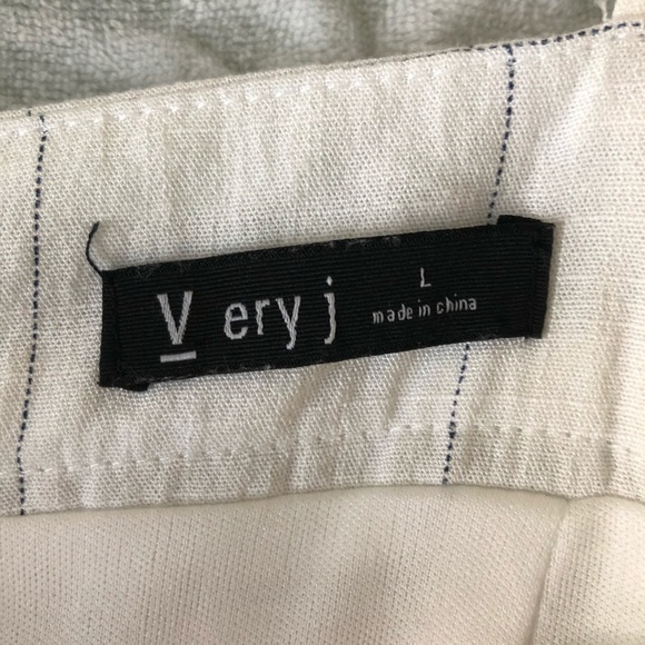 V ery J jump suit - Picture 5 of 5